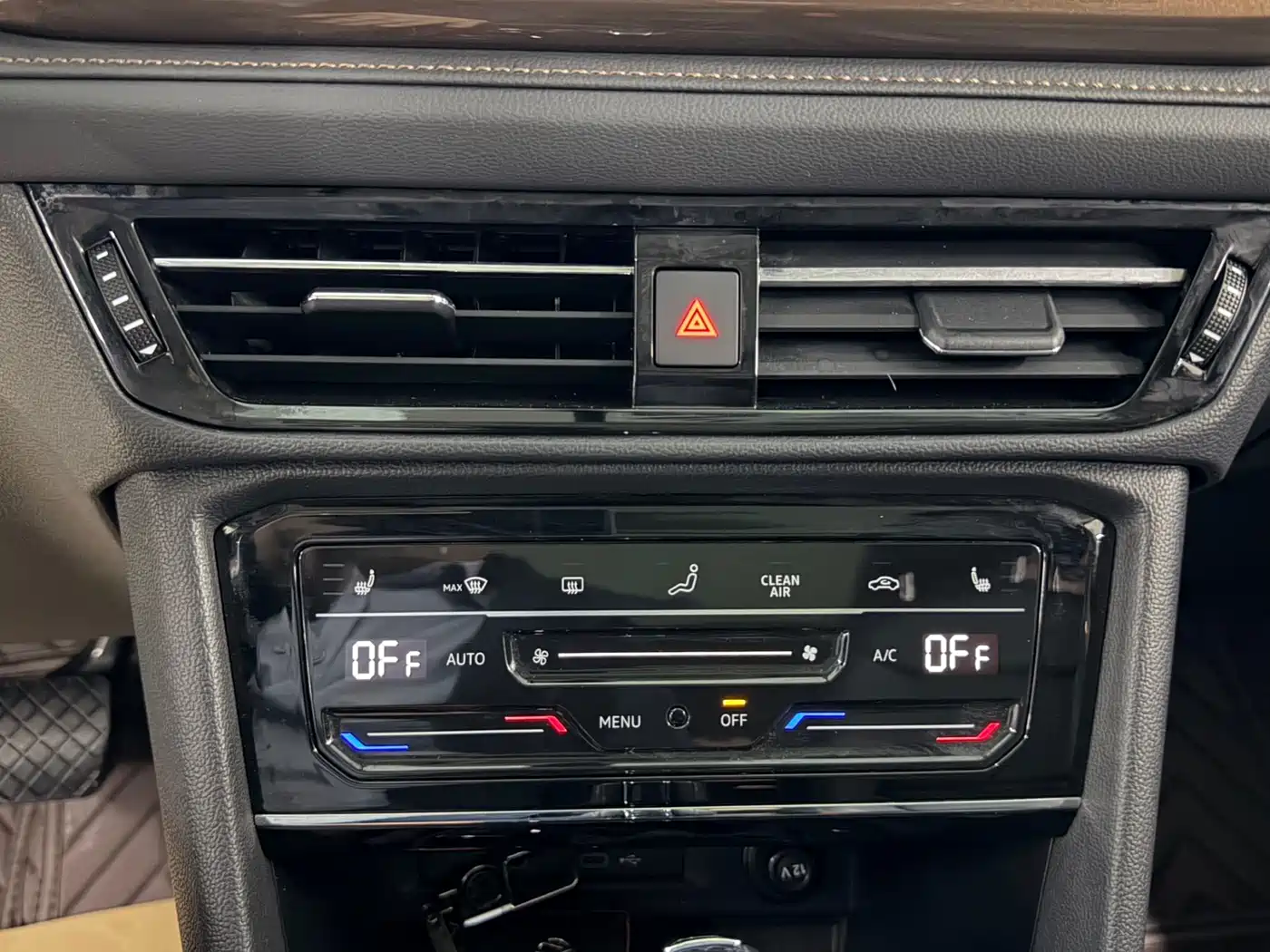 Volkswagen Tharu 2022 280TSI FWD Luxury Edition фото 6