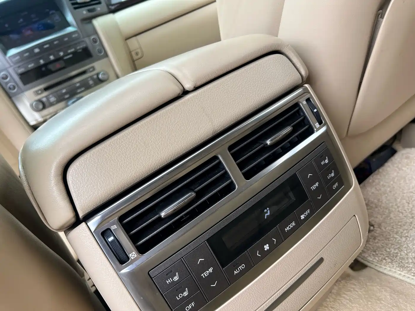 Lexus LX 2011 2009 570