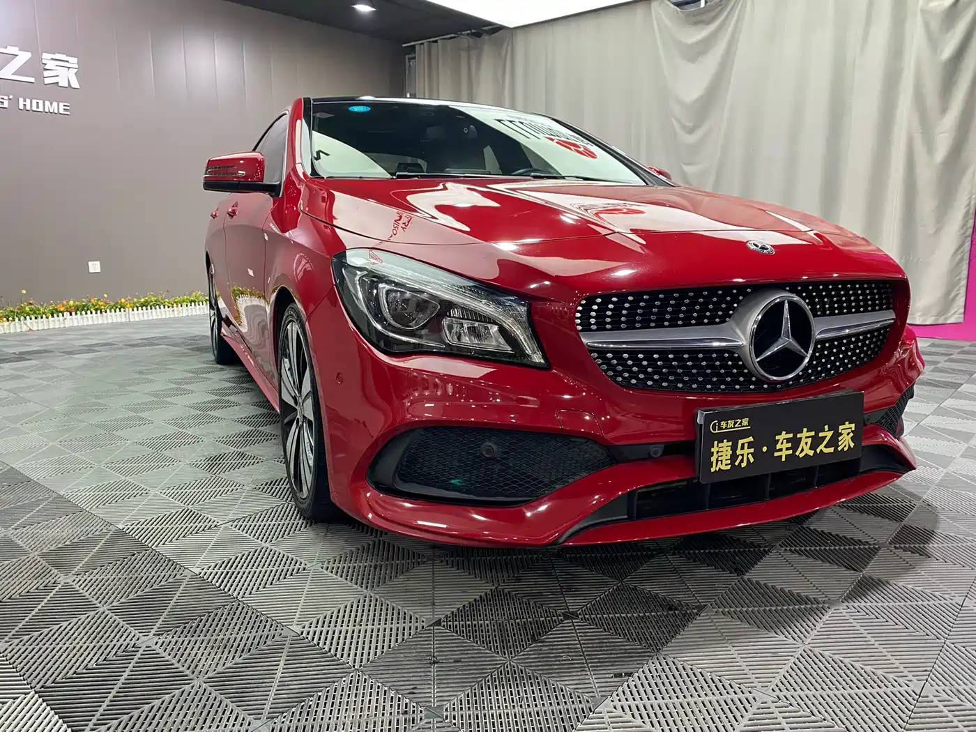 Mercedes-Benz CLA (Import) 2017 Facelift CLA 200 Style фото 2