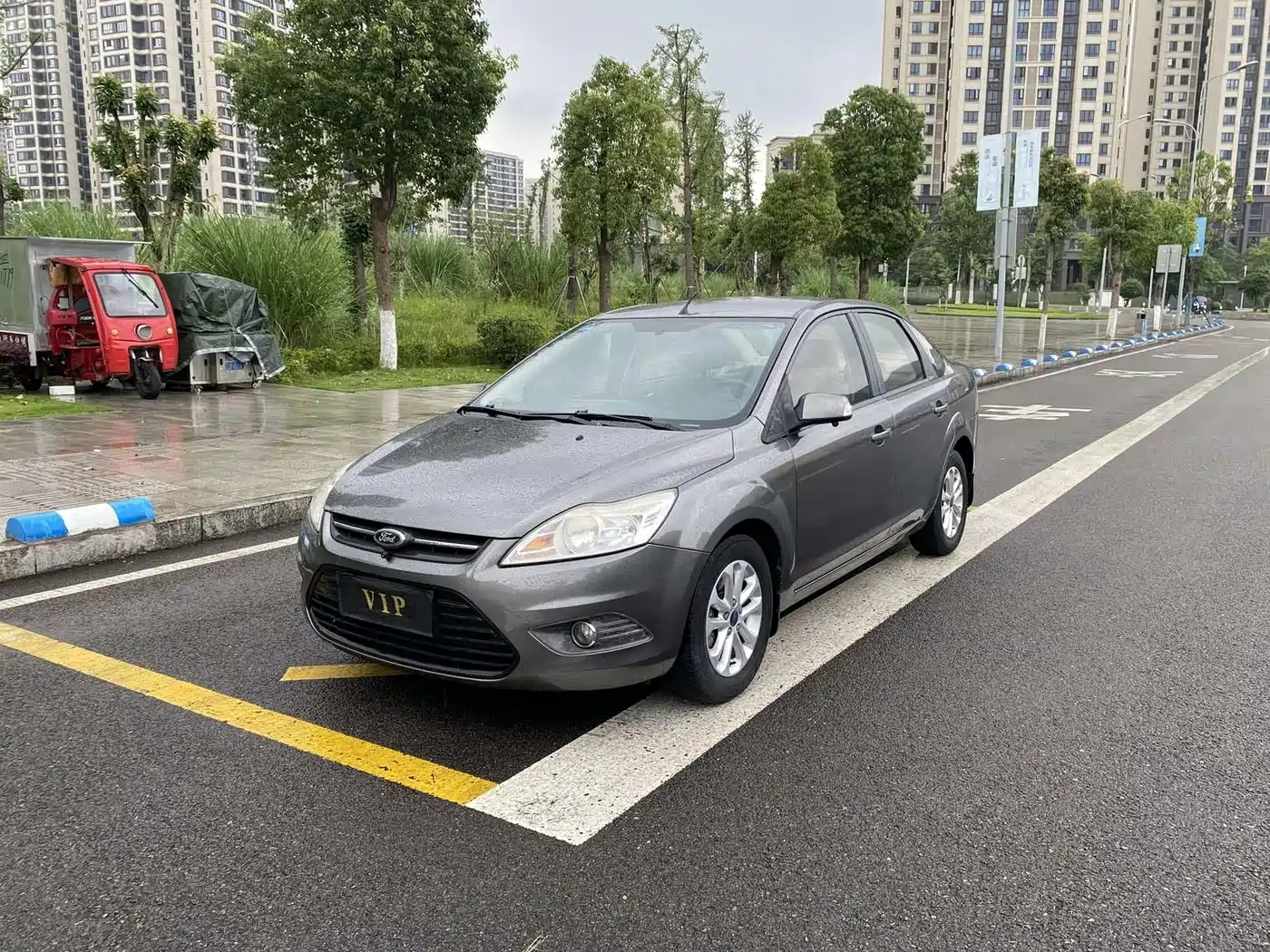 Photo 1 - Ford Focus