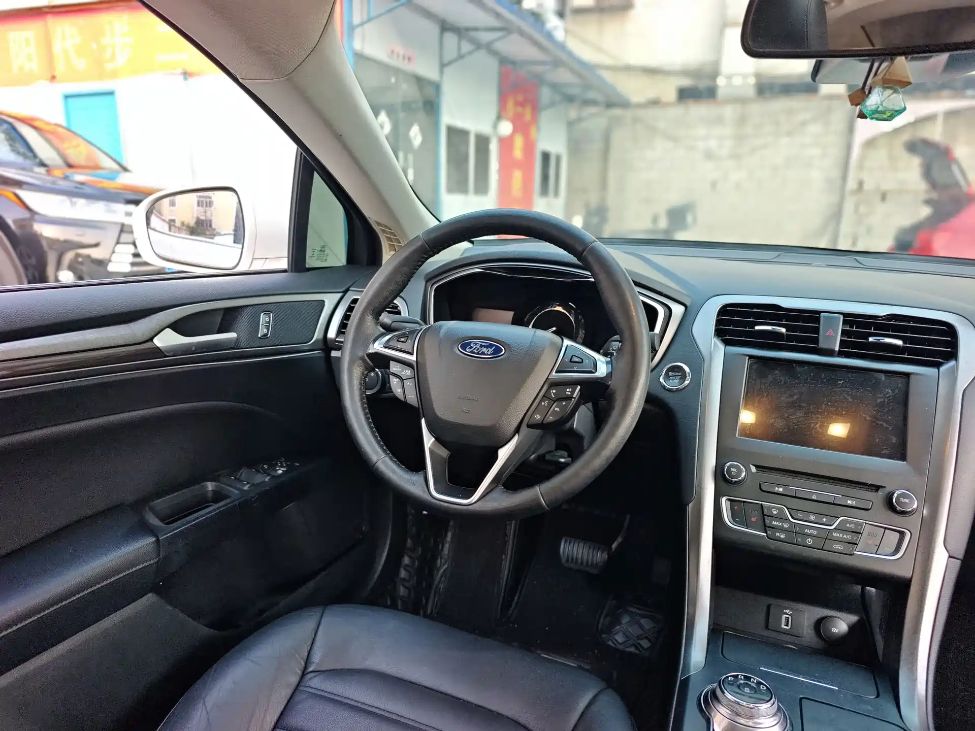 Photo 7 - Ford Mondeo