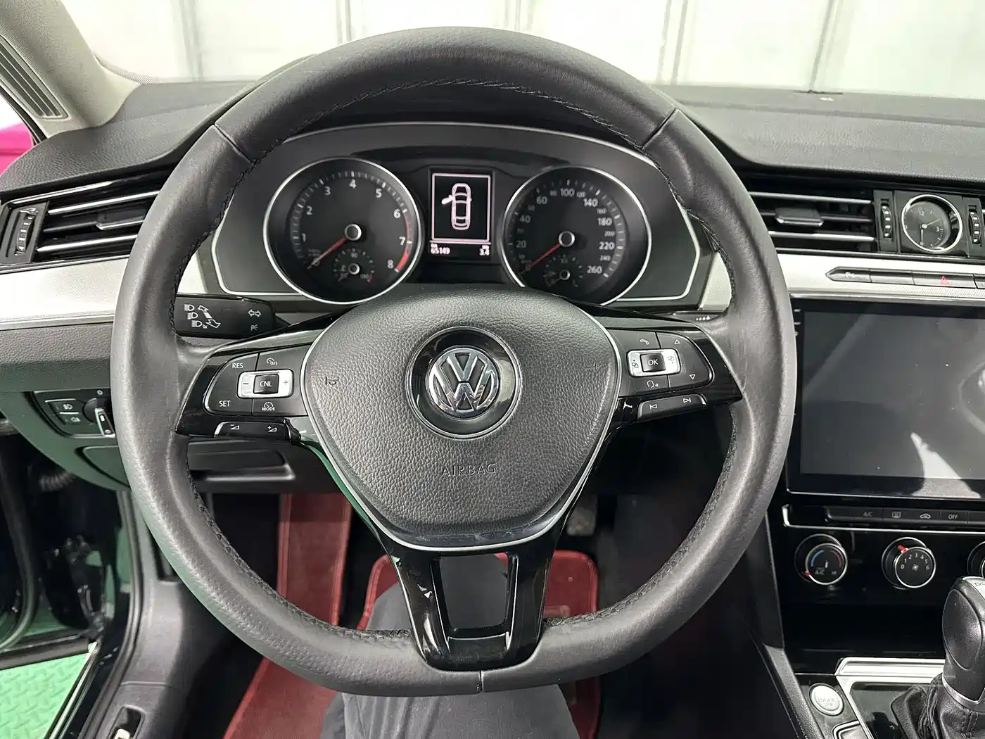 Volkswagen Magotan 2018 330TSI DSG Leading фото 11
