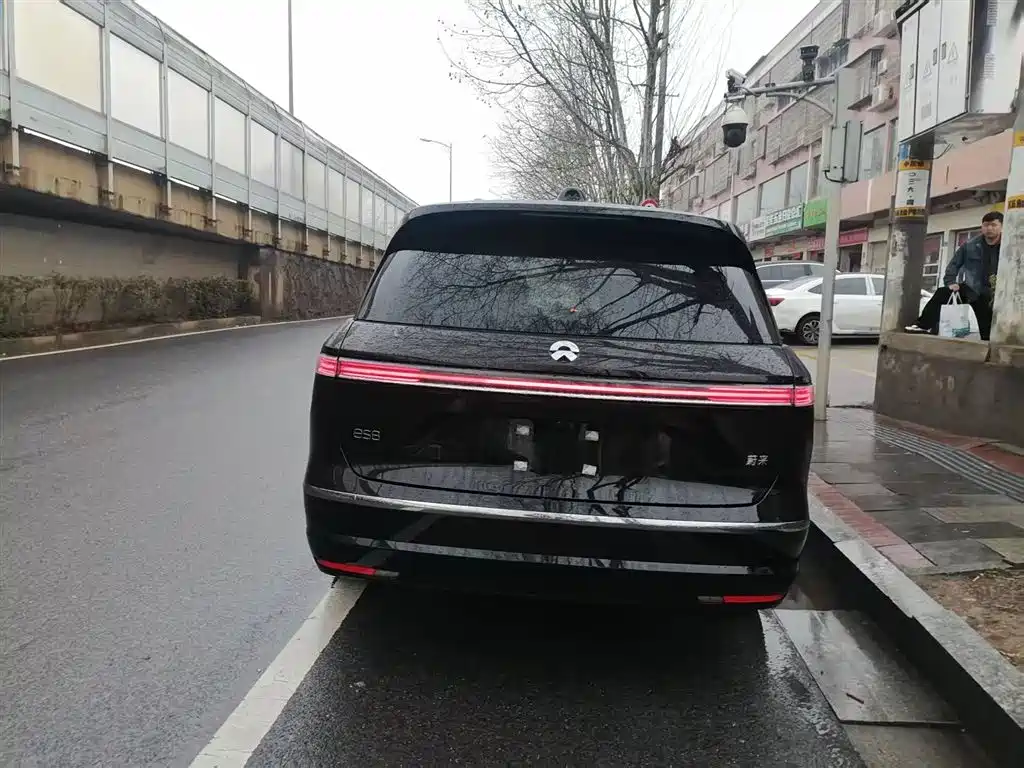 NIO NIO ES8