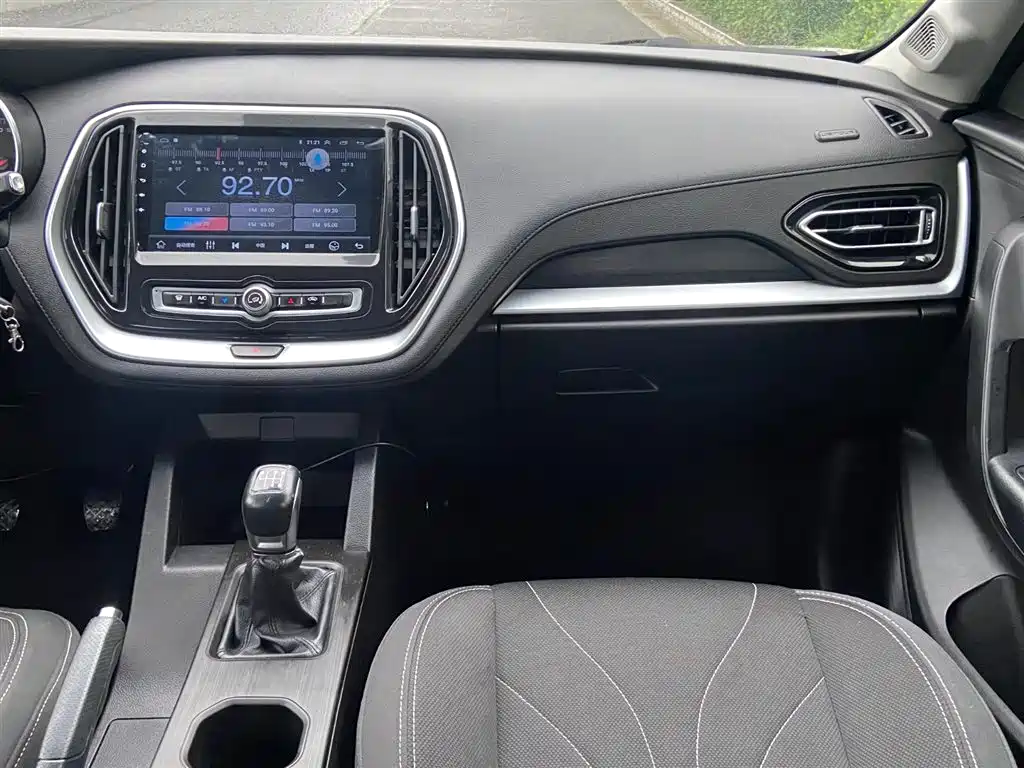 Jetour X70M 2020 2020 1.5T Manual Value Partner 6-seater