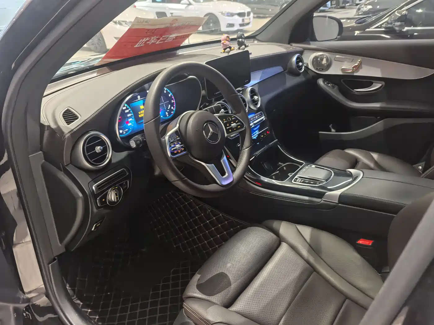 Mercedes-Benz GLC 2022 Facelift GLC 260 L 4MATIC Dynamic фото 7
