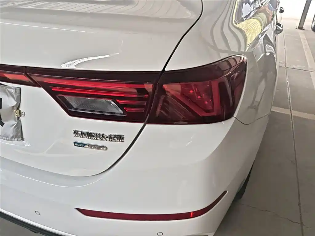 Kia K3 2019 1.5L CVT Smart Connect Edition фото 8