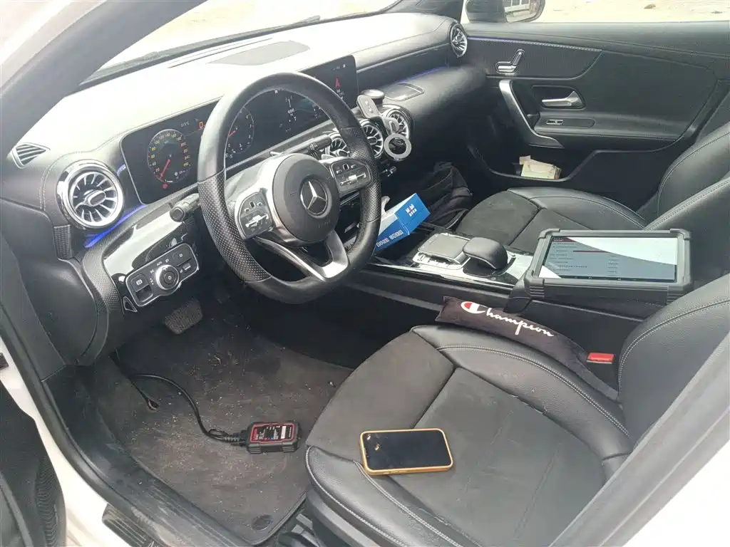Mercedes-Benz A-Class 2019 A 200 L Sport Sedan фото 15