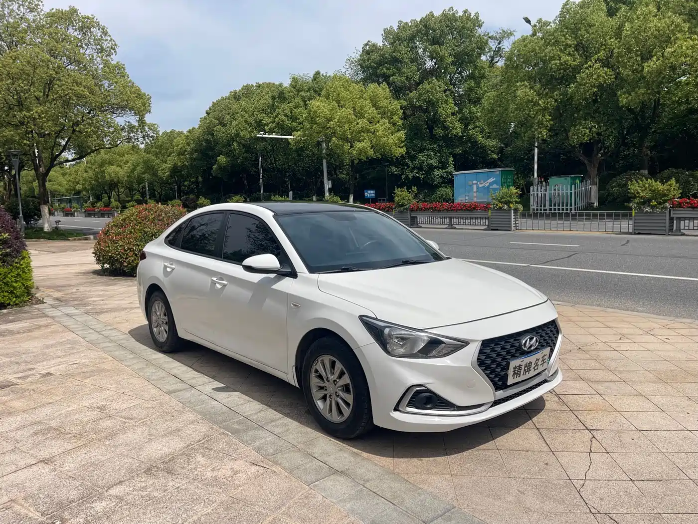 Hyundai Elantra 2018 1.6L Auto Joy GL (China V) фото 3