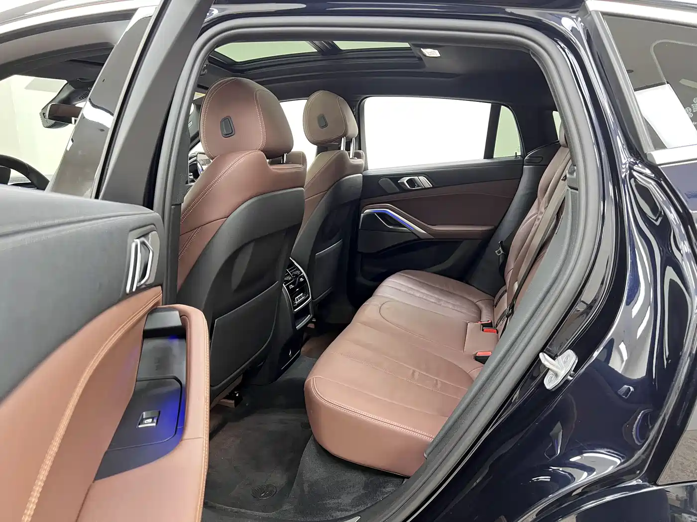 BMW X6 2021 xDrive40i M Sport Package фото 27