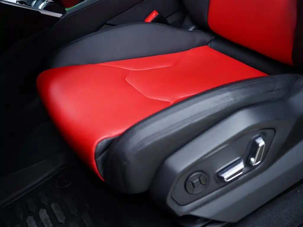 Lamborghini Urus 2018 4.0T V8 фото 28