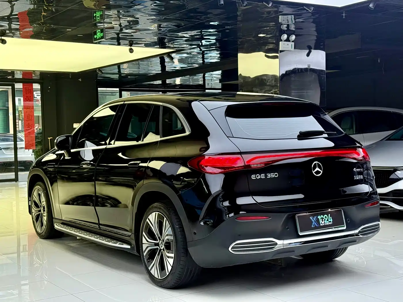 Mercedes-Benz EQE SUV 2023 350 4MATIC Luxury Edition фото 17