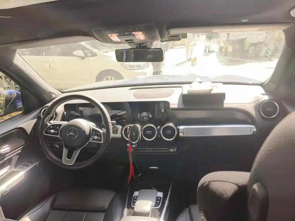 Mercedes-Benz GLB, миниатюра 12