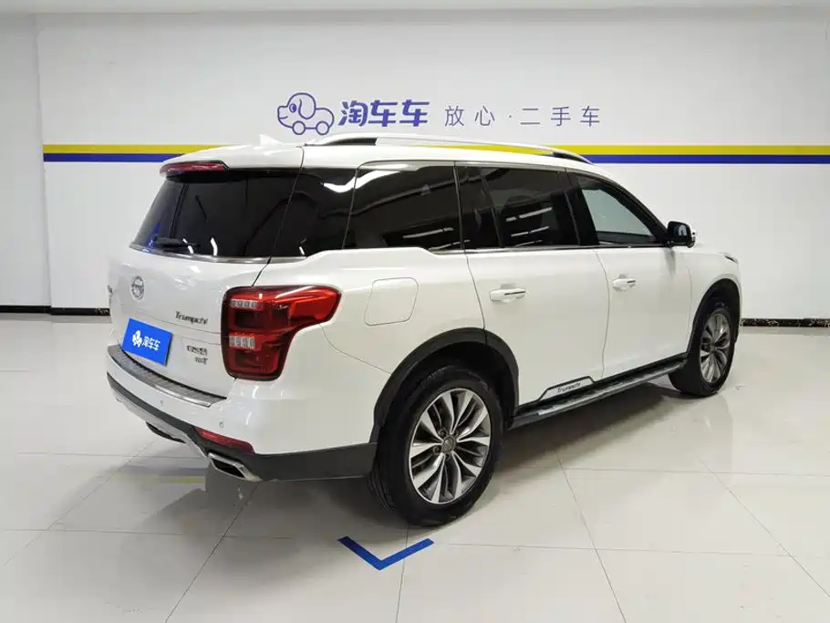 GAC Trumpchi Trumpchi GS8 2017 2017 320T 2WD Luxury Smart Connect (7-seater)