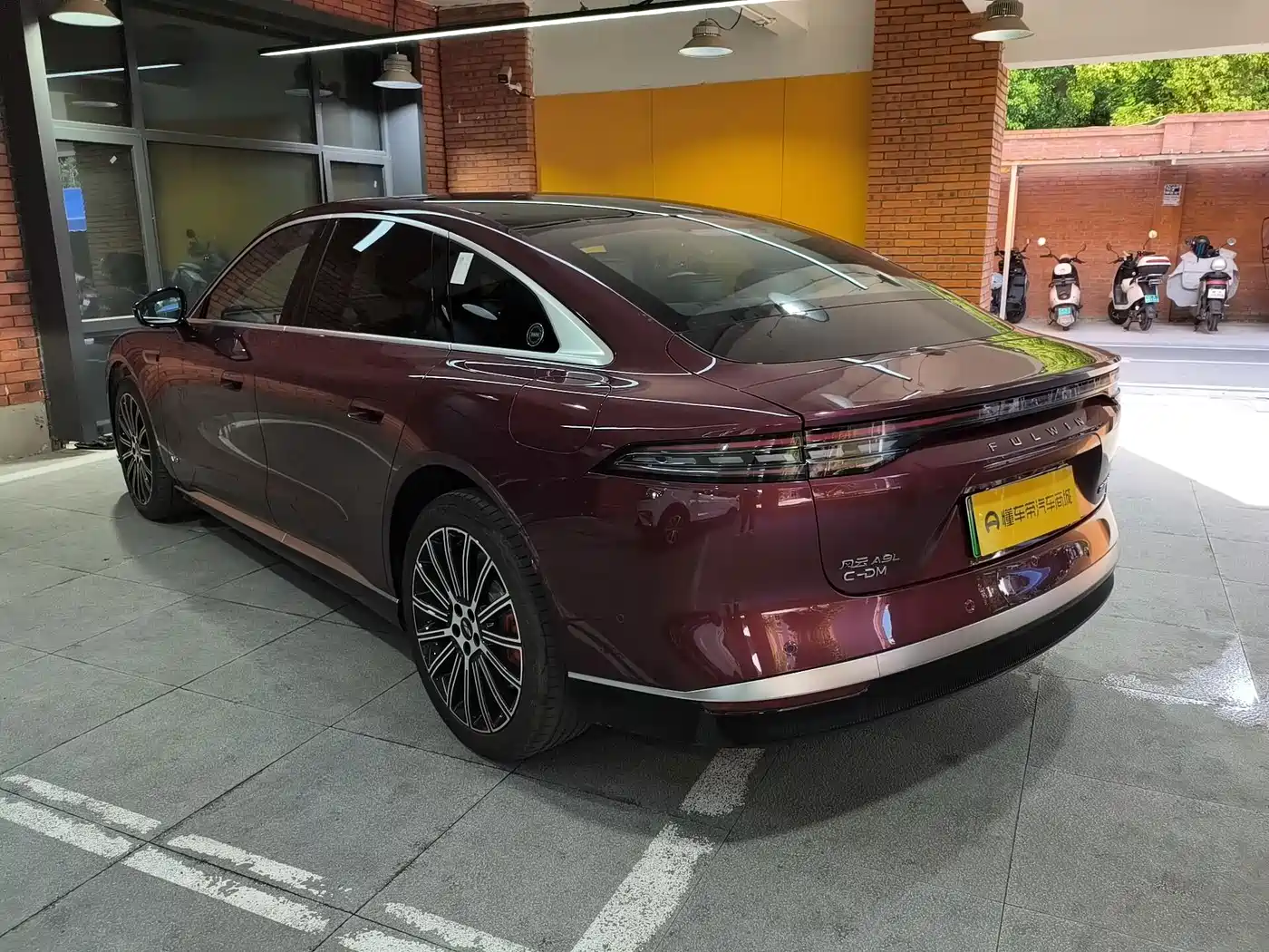 Chery Fengyun Fengyun A9L 2025 2025 Model 4WD High-performance Summit Edition