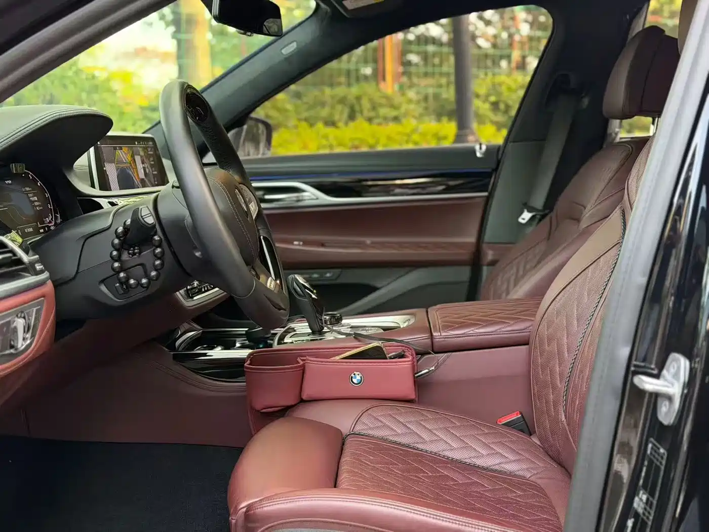 BMW 7 Series 2019 M760Li xDrive V12 Luxury Package фото 4