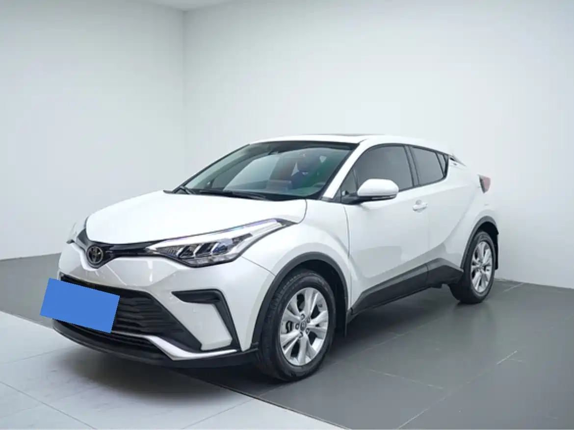 Toyota IZOA 2021 2.0L Yixiang Edition фото 2
