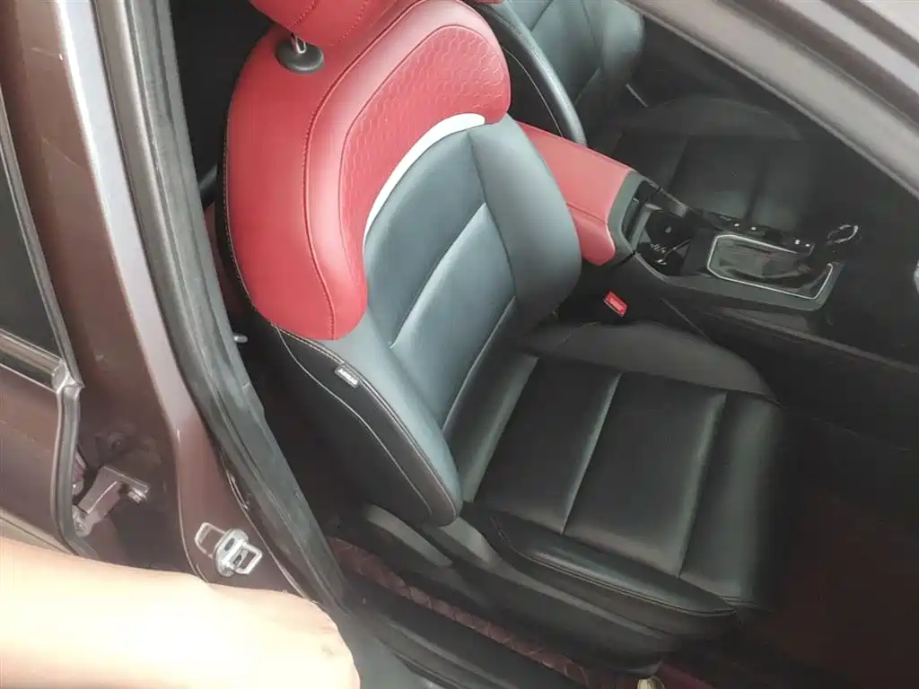 MG MG5 2021 2021 Model 180DVVT CVT Youth Luxury Edition