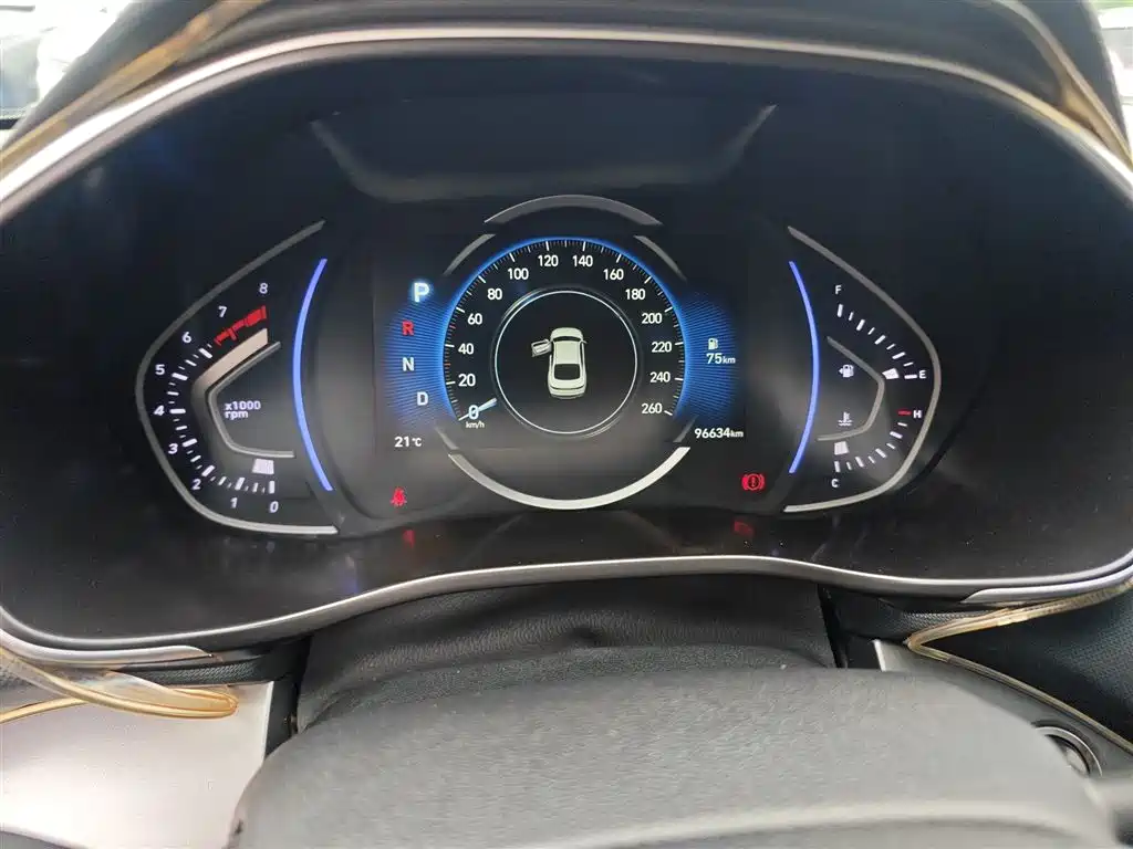 Hyundai Fista 2019 280TGDi Sport Edition China VI фото 12