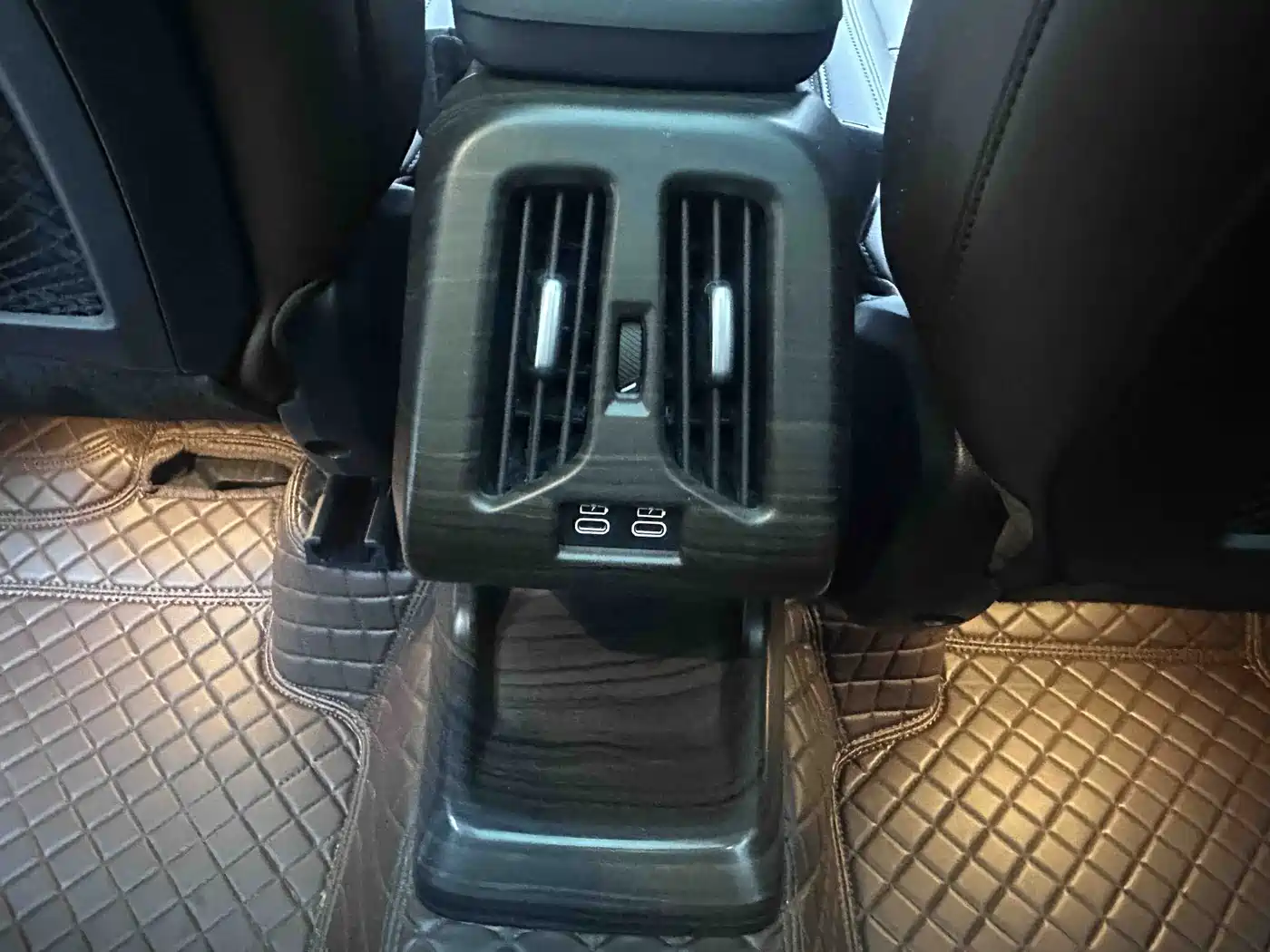 BMW X1 2023 sDrive20Li X Design Package фото 17