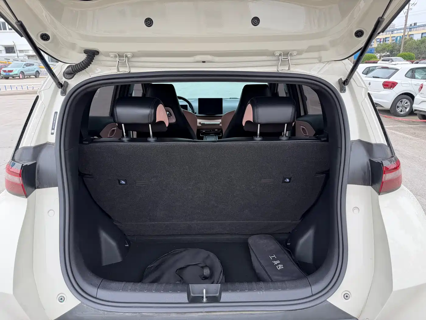 BYD Seagull 2024 Glory Edition 305km Freedom Edition фото 12