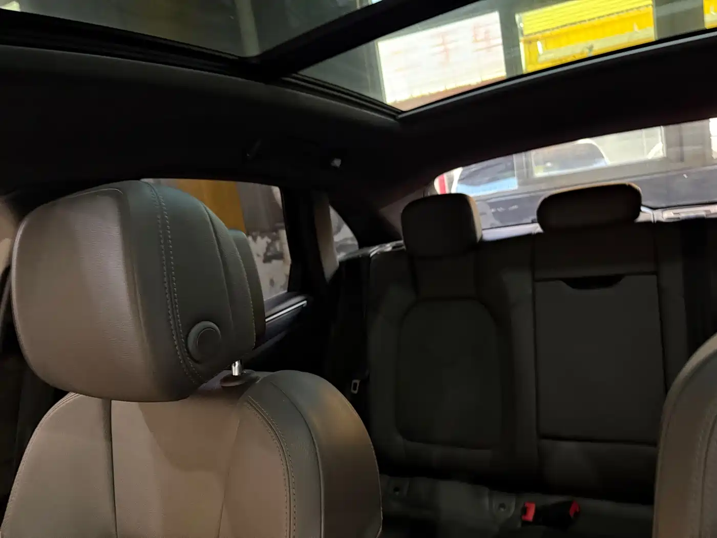Porsche Macan 2018 Macan 2.0T фото 12