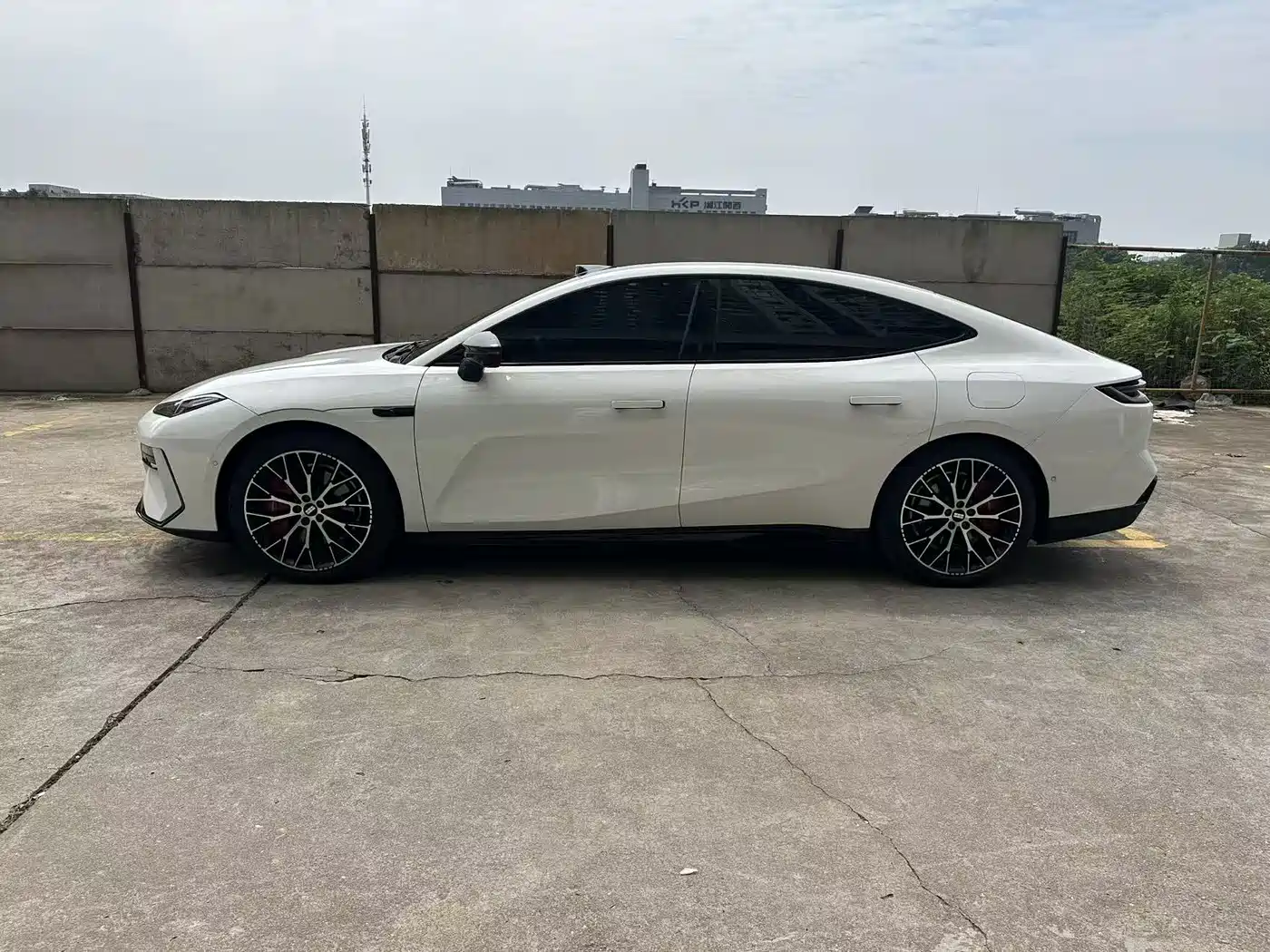 Geely Galaxy Galaxy E8 2025 2025 Model 610km Premium Edition