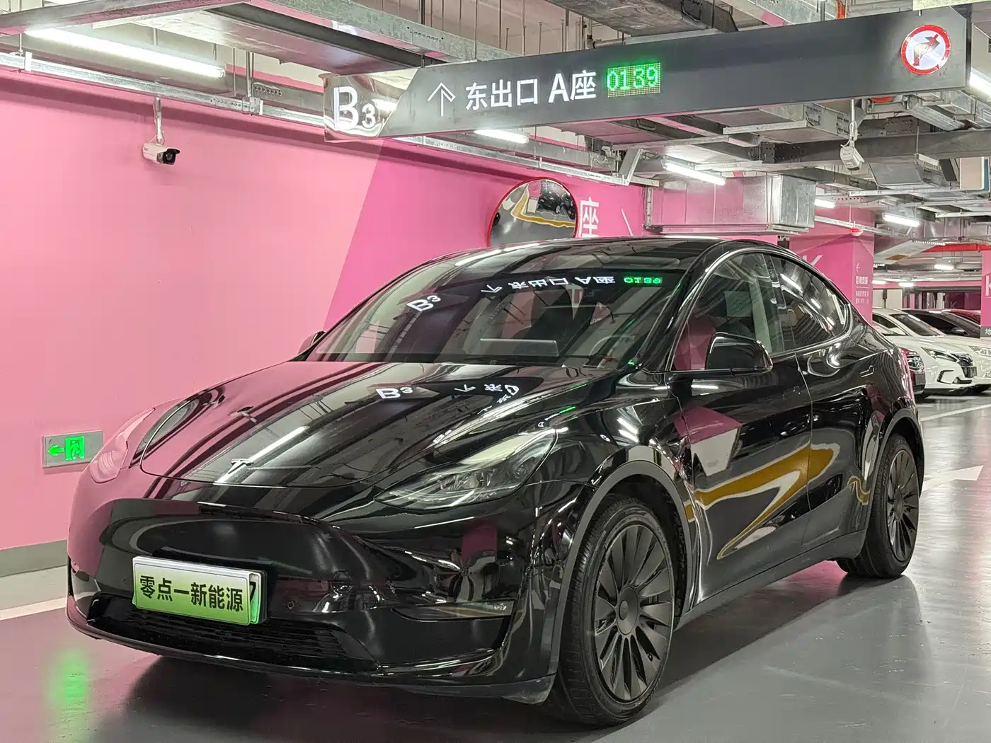 Photo 1 - Tesla Model Y