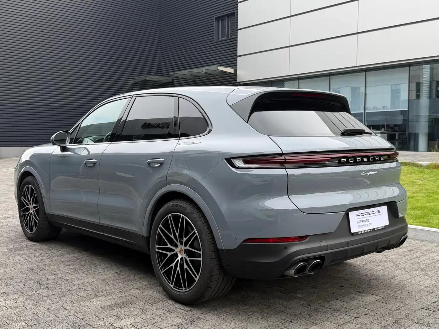 Porsche Cayenne 2025 Cayenne 3.0T Dream Chaser Edition фото 4
