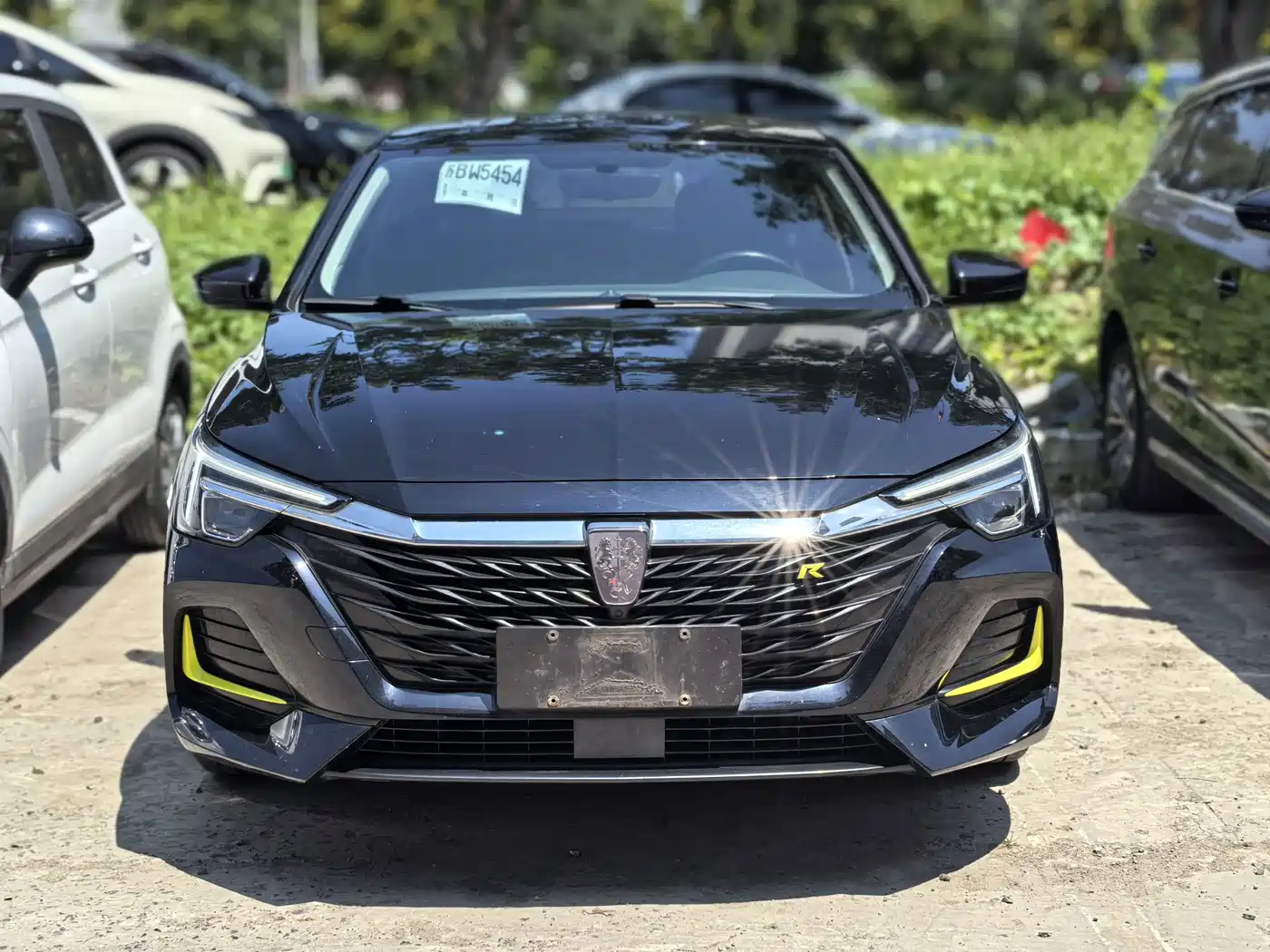 Roewe i6 MAX 2021 2020 Model 300TGI Automatic Cool & Smart Edition