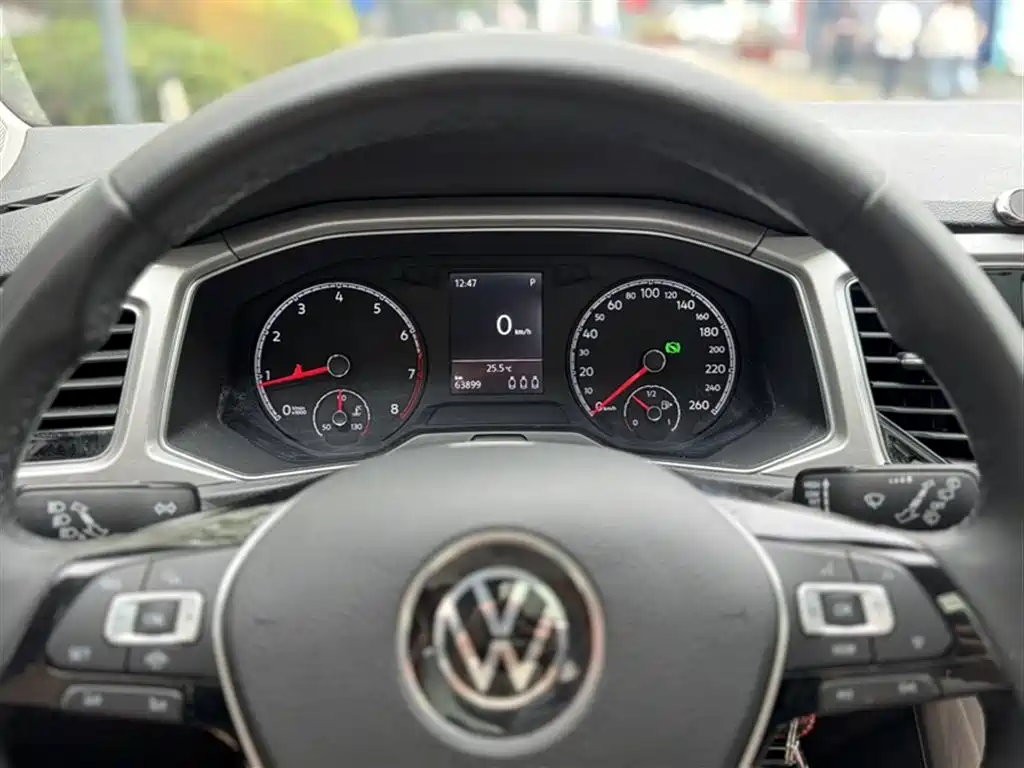 Volkswagen T-ROC 2021 Facelift 280TSI DSG 2WD Elite Smart Connect Edition фото 4