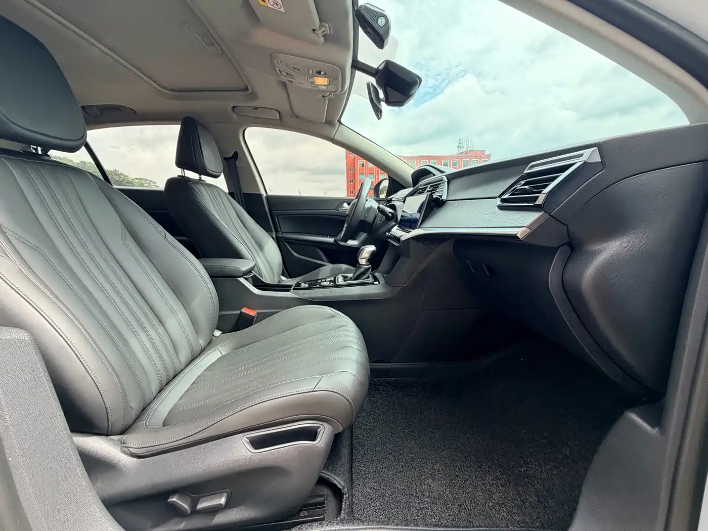 Peugeot 408 2024 2024 360THP Dá Dá Edition Latour