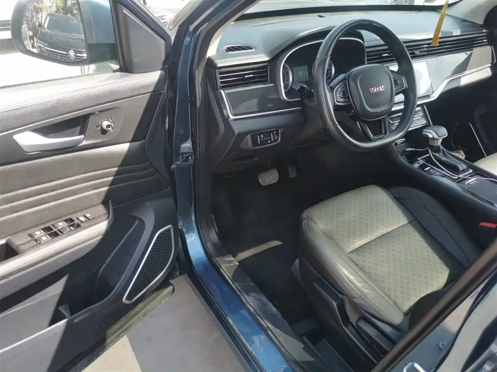 Sinotruk VGV VGV U70 2020 2020 1.5T Auto Smart Elite 5-seater
