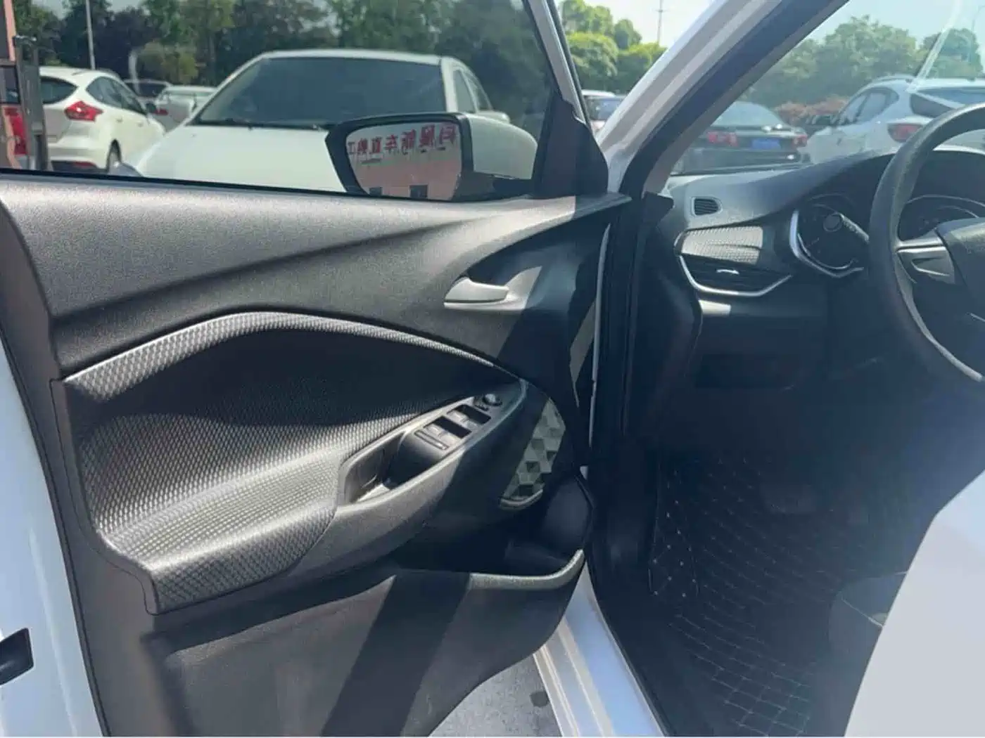 Chevrolet Cavalier 2020 325T Automatic Joy Edition фото 10