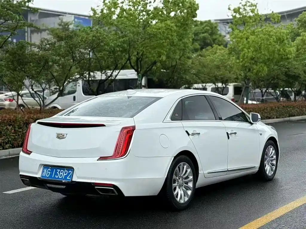 Cadillac XTS 2018 28T Technology фото 5