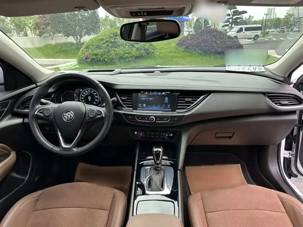 Buick Regal 2019 28T Premium China VI фото 15