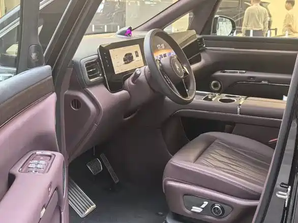 Zhijie Zunjie MPV 2026 2026 Model Mid-Range Edition