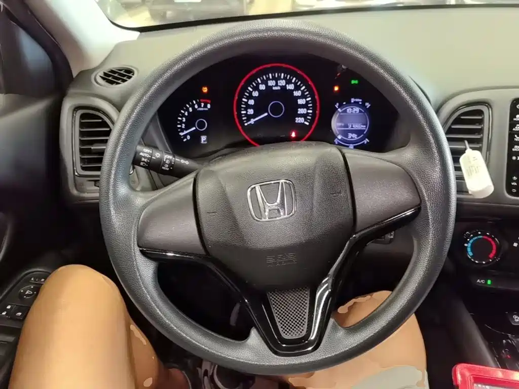 صورة 11 - Honda Vezel