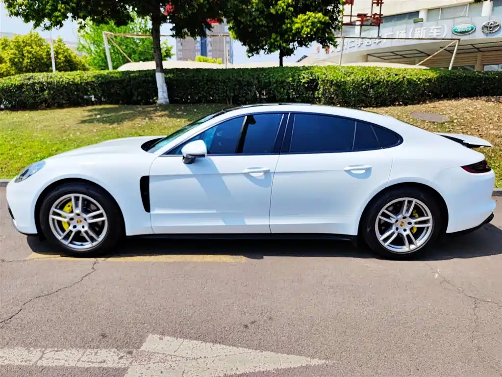 Porsche Panamera 2019 Panamera 2.9T фото 3