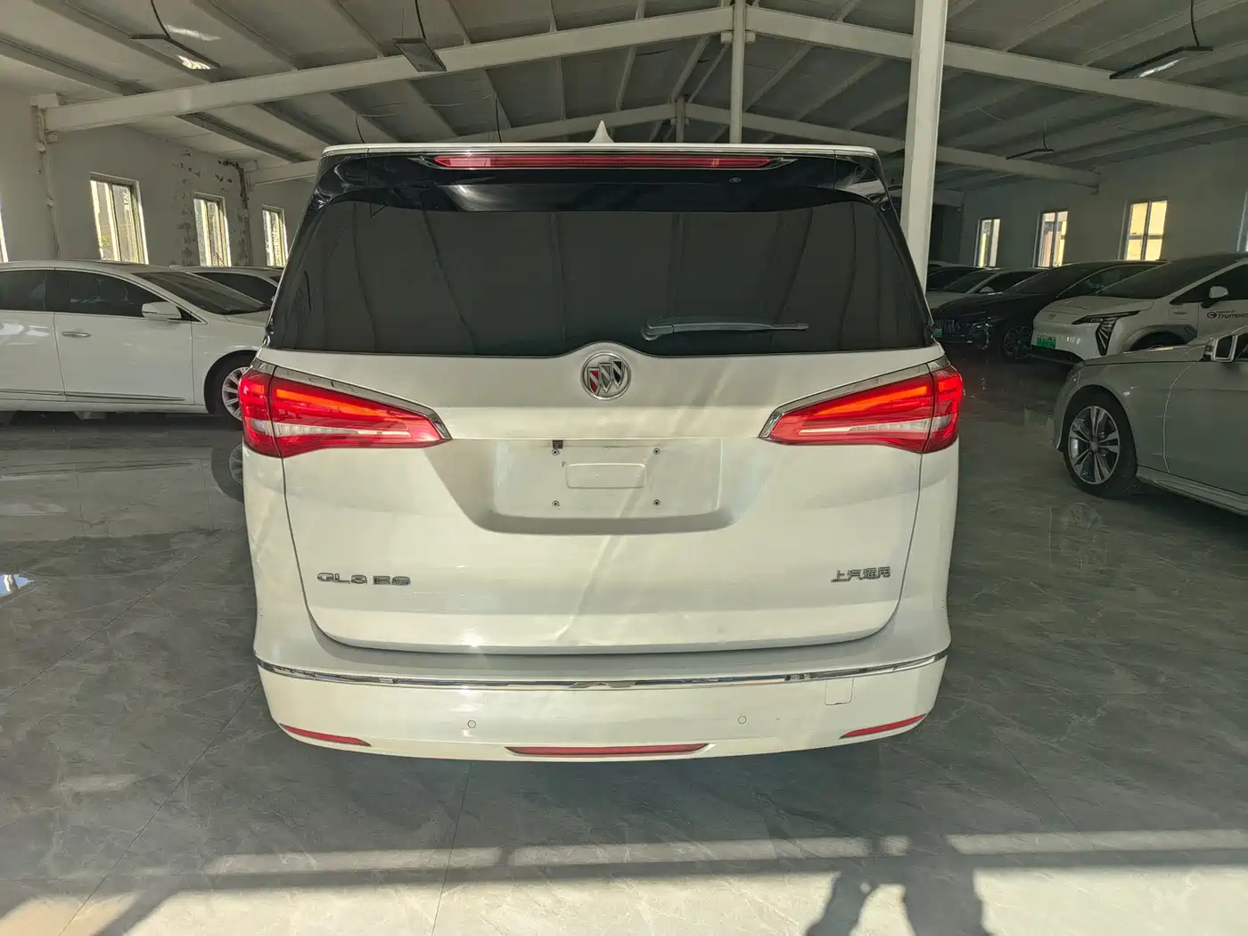 Buick GL8 2018 ES 28T Luxury Type China VI фото 5