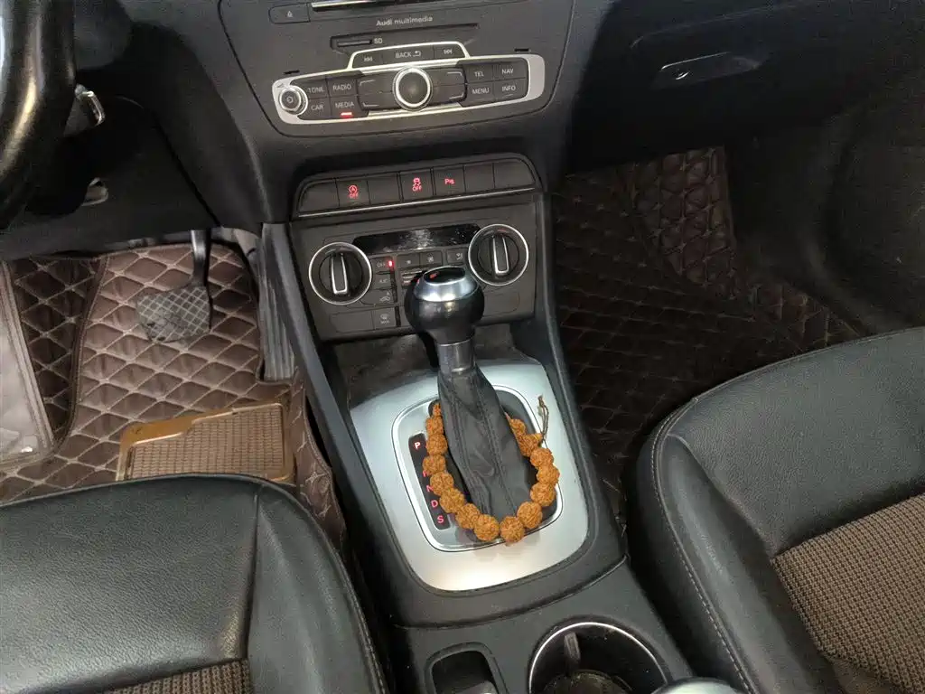 Audi Q3 2016 30 TFSI Fashion фото 14