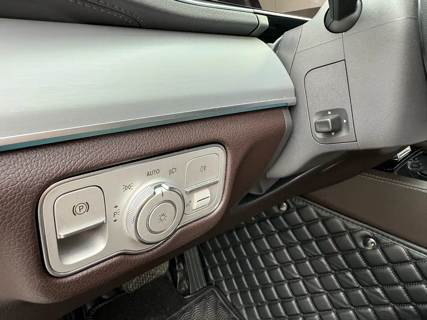 Mercedes-Benz GLE 2020 Facelift GLE 450 4MATIC Dynamic фото 10