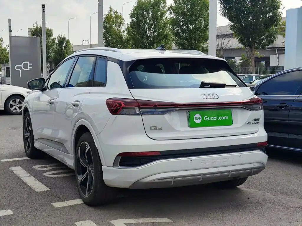 Audi Q4 e-tron 2025 2024 40 e-tron Creation Edition