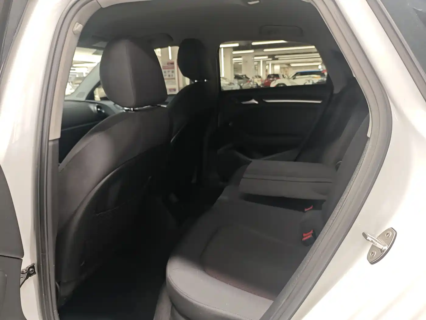 Audi A3 2017 Limousine 35 TFSI Progressive фото 9