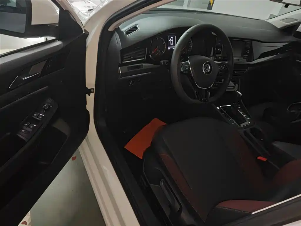 Volkswagen Bora 2020 1.5L Automatic Elite фото 12