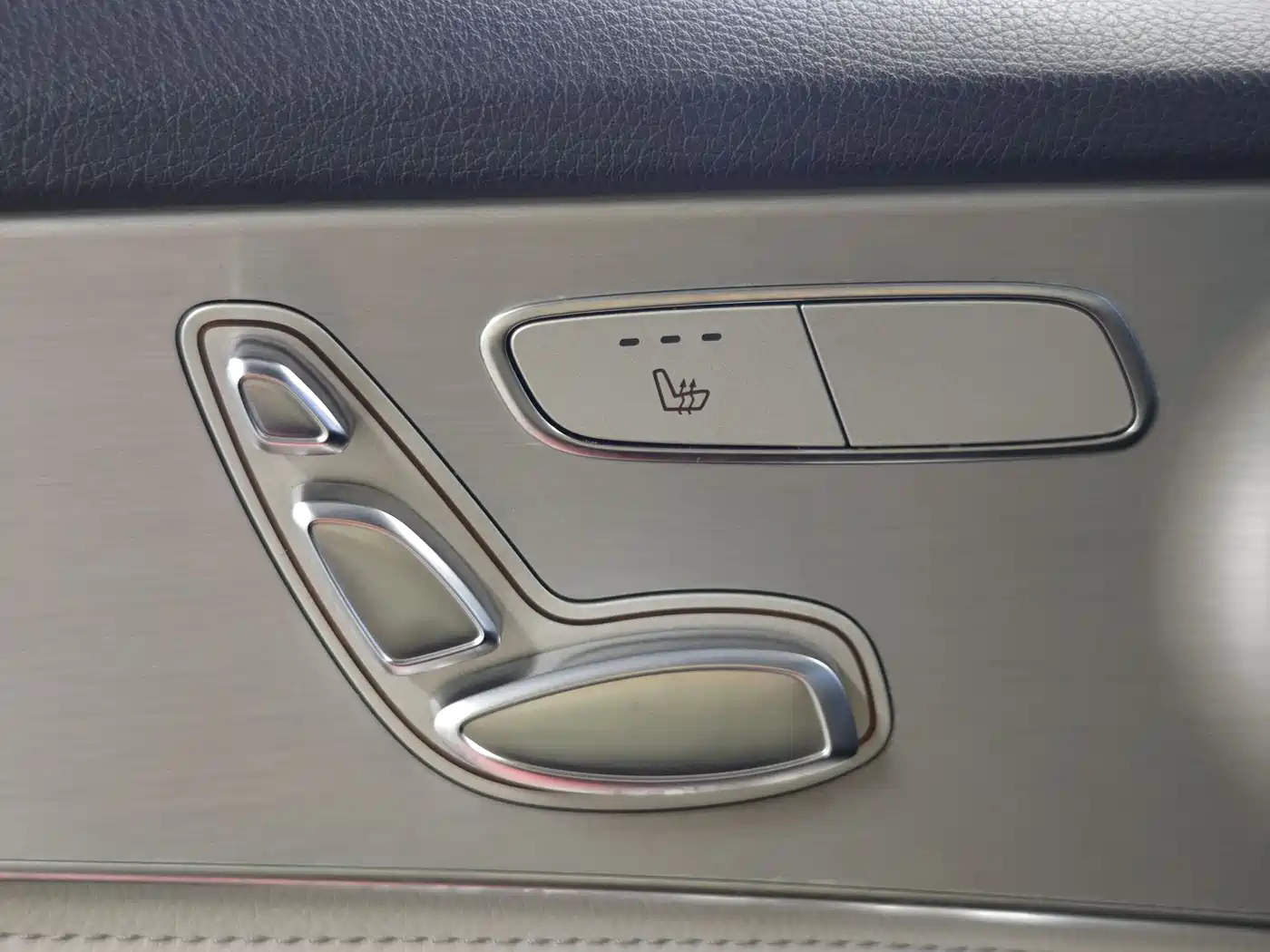 Mercedes-Benz C-Class 2015 C 200 Sport Edition 4MATIC фото 10