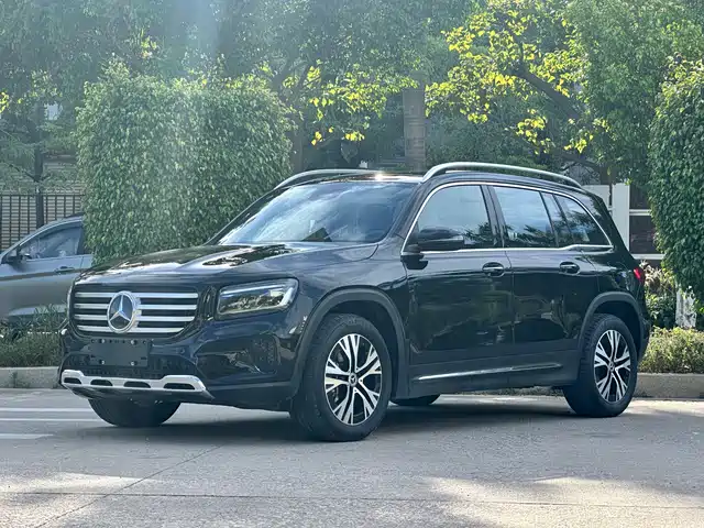 Mercedes-Benz GLB 2025