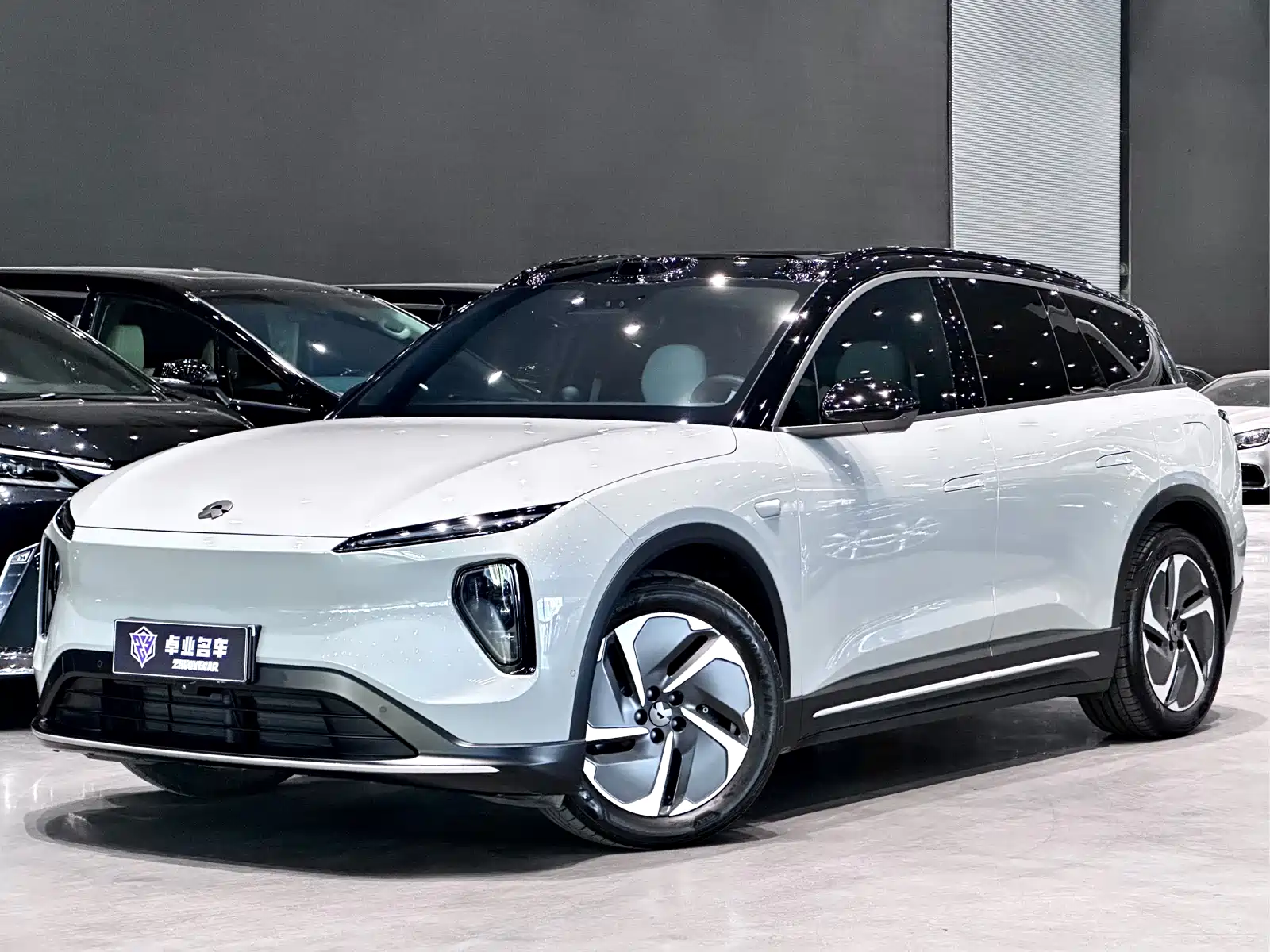Фото 1 - NIO ES6