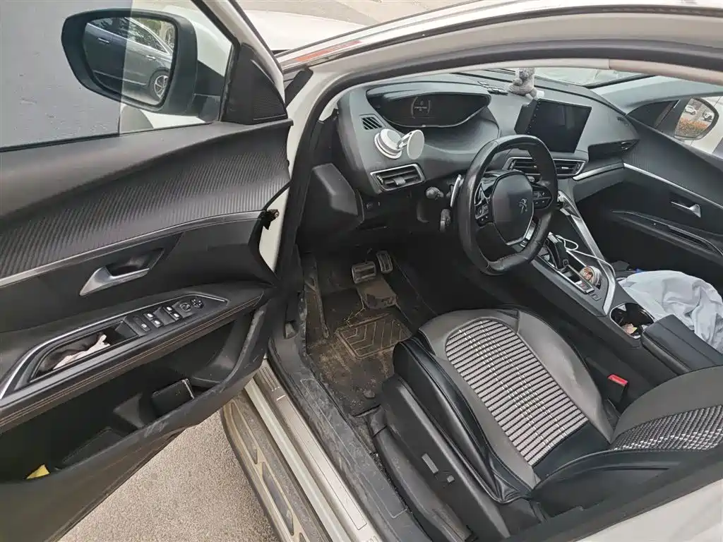 Peugeot 4008 2017 350THP Elite Edition фото 14