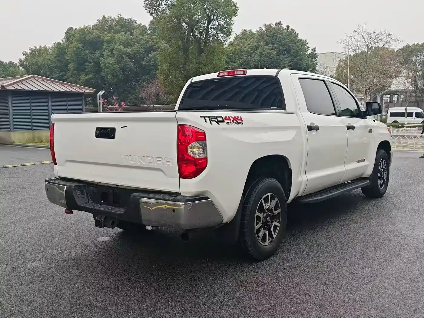 Toyota Tundra 2017 2014 5.7L TRD Pro