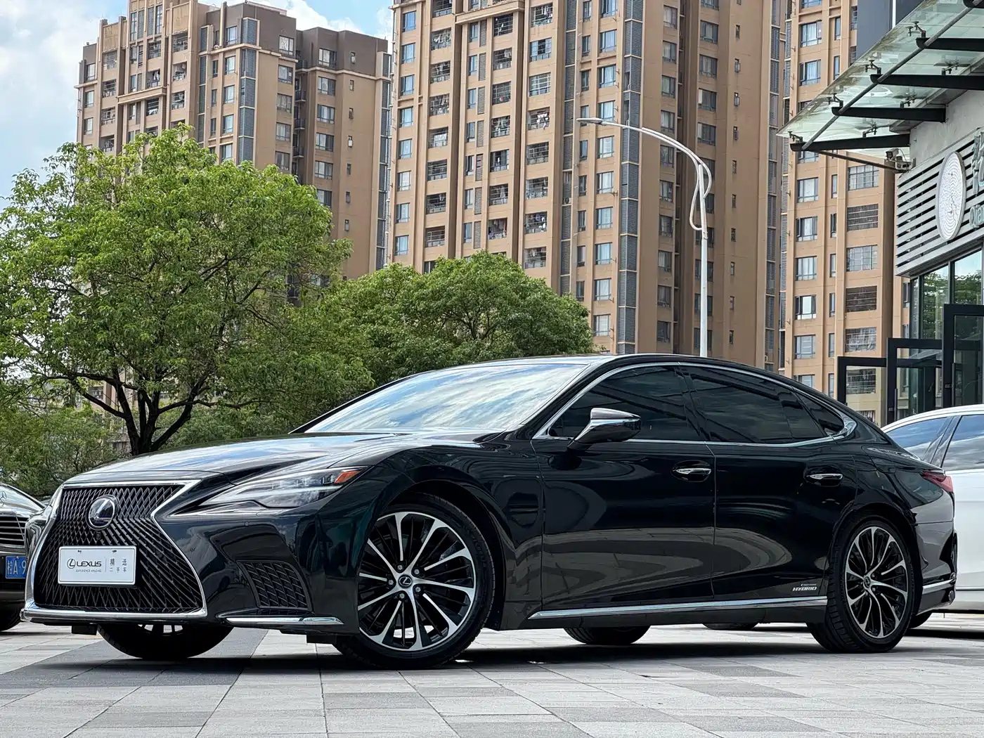 Lexus LS 2021 500h Executive Edition